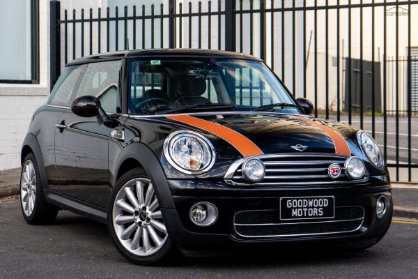 2010 MINI Hatch Cooper D Mayfair Auto image