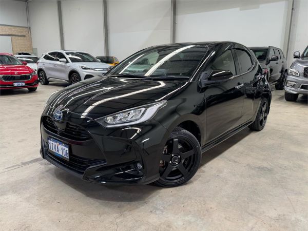 2020 TOYOTA YARIS 5D HATCHBACK MXPH10R ZR HYBRID image