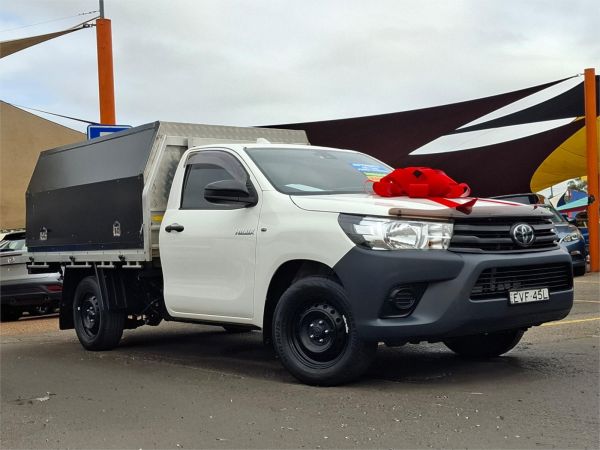 2022 Toyota Hilux Cab Chassis TGN121R Workmate image