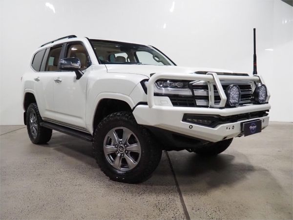 2022 TOYOTA LANDCRUISER 4D WAGON FJA300R LC300 SAHARA (4x4) image