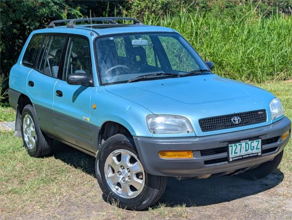 1996 Toyota RAV4 Wagon SXA11R image