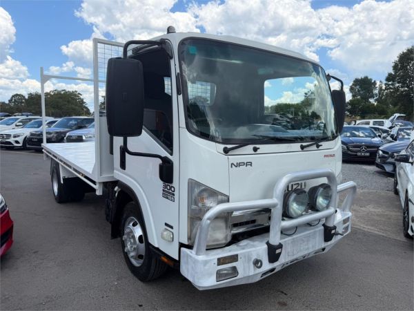 2012 Isuzu N Series Cab Chassis NPR 200/275 image