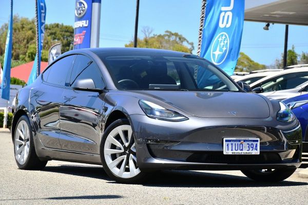 2021 Tesla Model 3 Long Range image