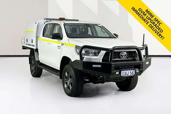 2025 Toyota HILUX SR 48V (4x4) GUN126R RC 4X4 image