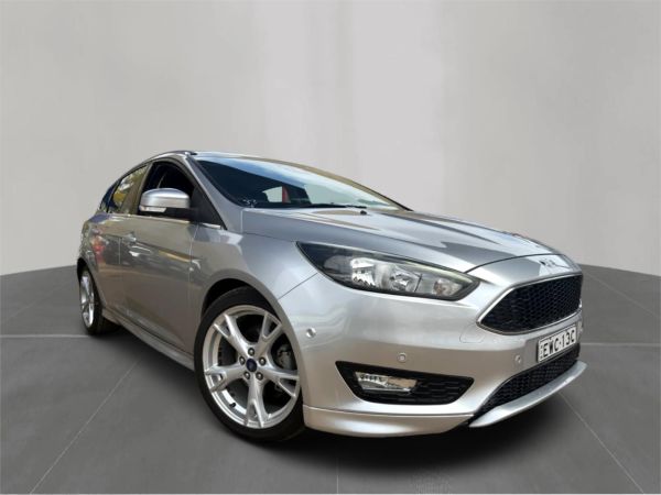 2018 Ford Focus Hatchback LZ Titanium image