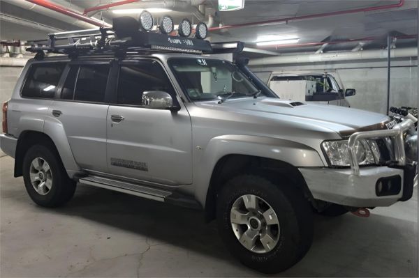 2016 Nissan Patrol Wagon Y61 GU 10 ST image