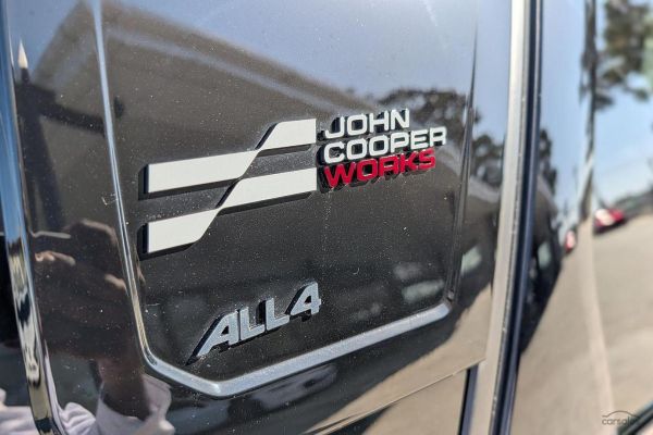 2024 MINI Countryman F60 LCI JCW MINI Yours image