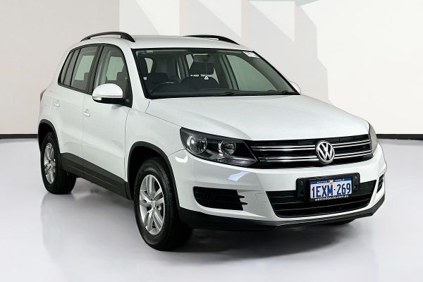 2015 Volkswagen TIGUAN image