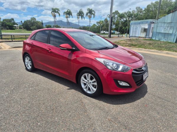 2013 Hyundai i30 Hatchback GD2 MY14 Trophy image
