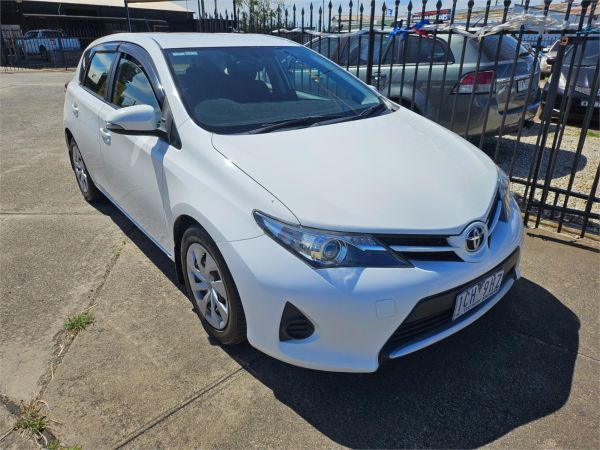 2012 Toyota Corolla Hatchback ZRE182R Ascent image