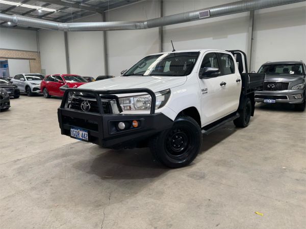2018 TOYOTA HILUX DOUBLE C/CHAS GUN126R MY19 SR (4x4) image