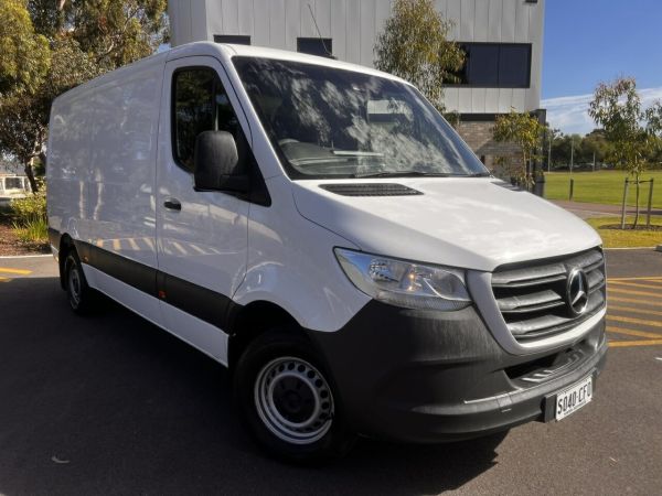 2019 Mercedes-Benz Sprinter 907 314CDI VS30 MWB RWD White 6 Speed Manual Van image