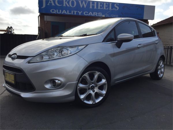 2010 FORD FIESTA 5D HATCHBACK WS ZETEC image