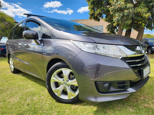 2017 HONDA ODYSSEY 4D WAGON RC MY16 VTi image