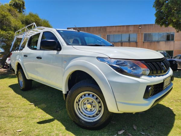 2018 MITSUBISHI TRITON DUAL CAB UTILITY MQ MY18 GLX (4x4) image