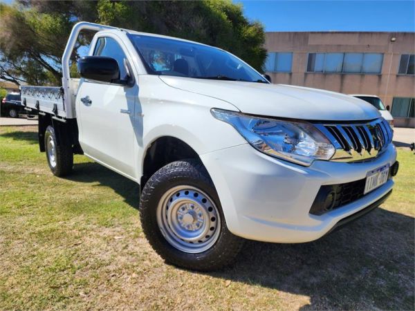 2015 MITSUBISHI TRITON C/CHAS MQ MY16 GLX image