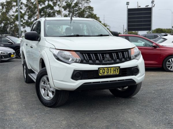 2018 MITSUBISHI TRITON DUAL CAB UTILITY MQ MY18 GLX PLUS (4x4) image