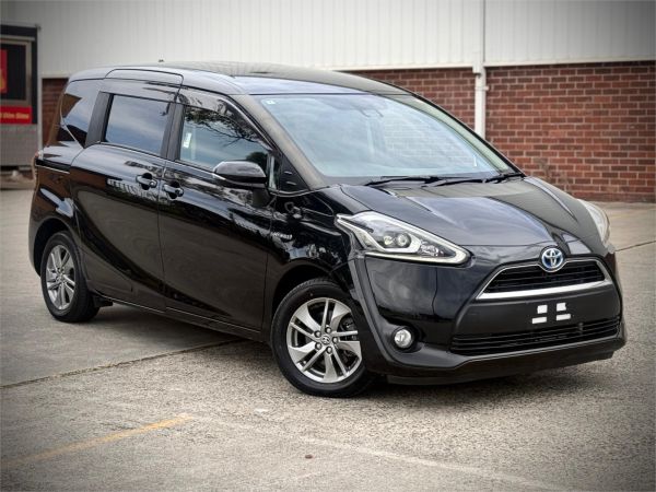 2016 Toyota Sienta Wagon image