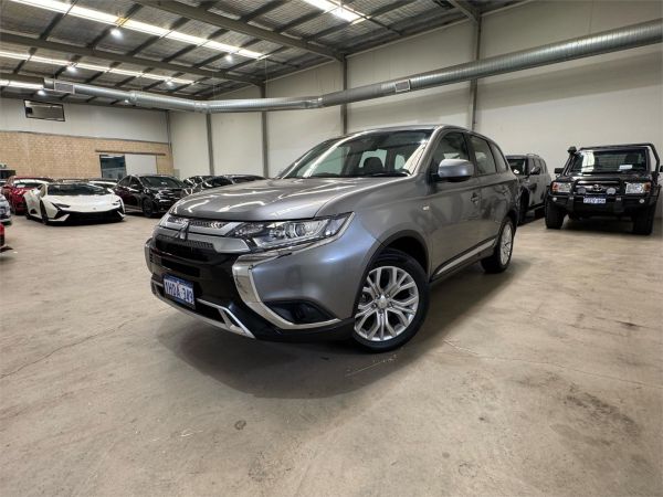2020 MITSUBISHI OUTLANDER 4D WAGON ZL MY21 ES 7 SEAT (2WD) image