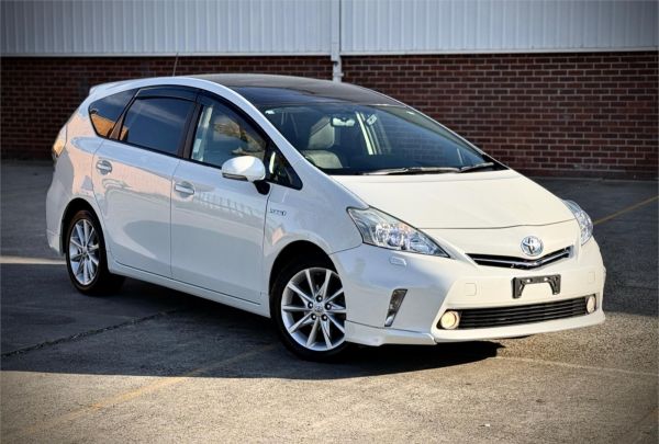 2012 Toyota Prius Alpha Wagon ZVW40 G Premium image