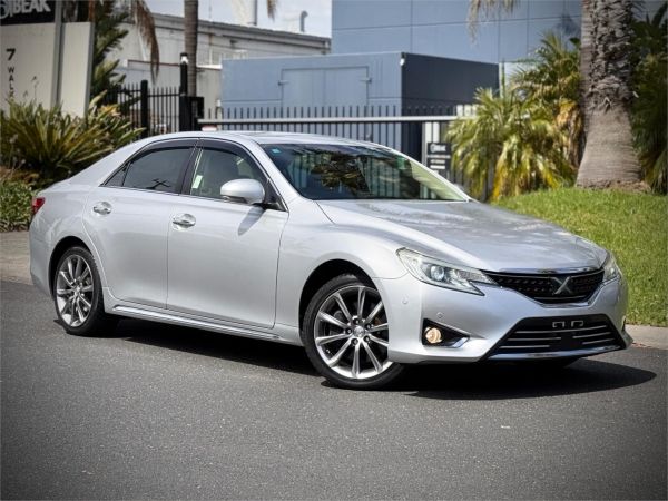 2012 Toyota Mark X Sedan GRX133 Premium image