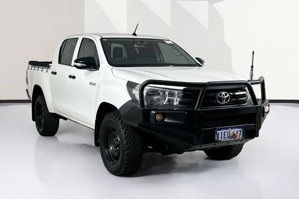 2016 Toyota HILUX WORKMATE (4x4) GUN125R 4X4 image