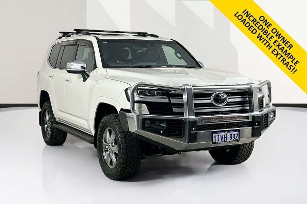 2022 Toyota LANDCRUISER LC300 SAHARA (4x4) FJA300R image