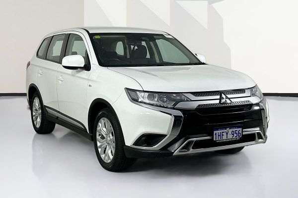 2021 Mitsubishi OUTLANDER ES 7 SEAT (2WD) ZL MY21 image