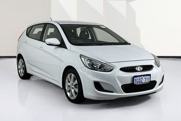 2018 Hyundai ACCENT SPORT RB6 MY18 image