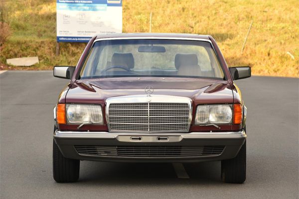 1984 Mercedes-Benz 500SEL Sedan image