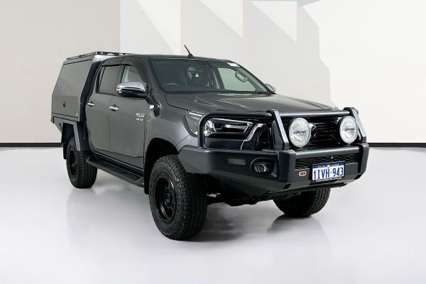 2020 Toyota HILUX SR5 (4x4) GUN126R FACELIFT 4X4 image