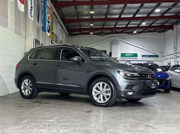 2019 VOLKSWAGEN TIGUAN 4D WAGON 5NA MY20 110 TSI COMFORTLINE image