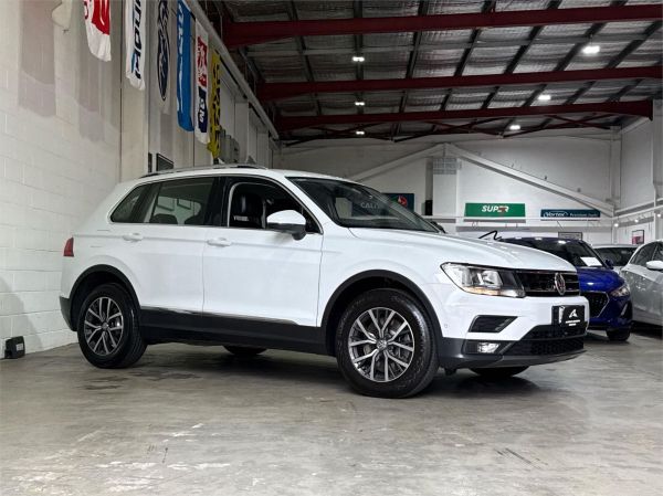 2017 VOLKSWAGEN TIGUAN 4D WAGON 5NA MY18 132 TSI COMFORTLINE image
