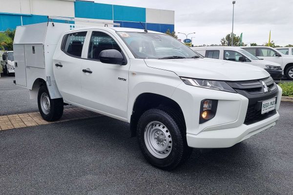 2019 Mitsubishi Triton GLS MR 4X4 image