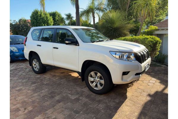 2018 Toyota Landcruiser Prado GX GDJ150R image
