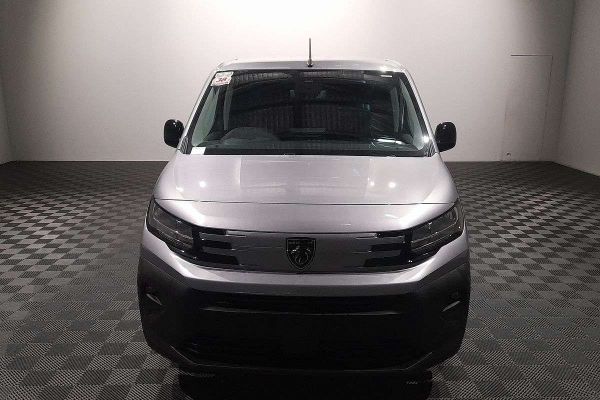 2025 Peugeot Partner Pro K9 LWB Low Roof image