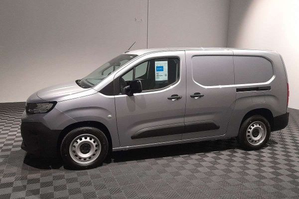 2025 Peugeot Partner Pro K9 LWB Low Roof image