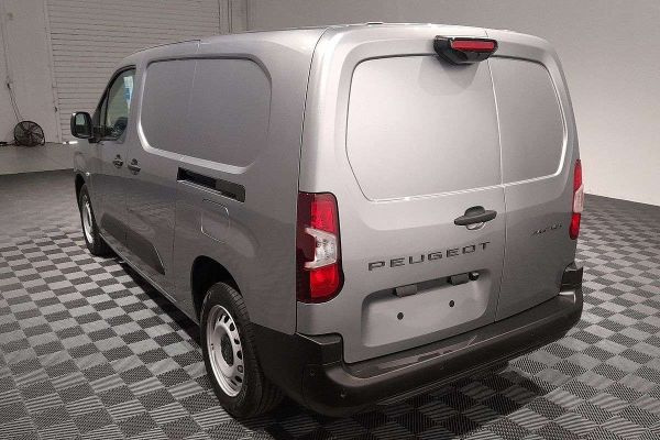 2025 Peugeot Partner Pro K9 LWB Low Roof image