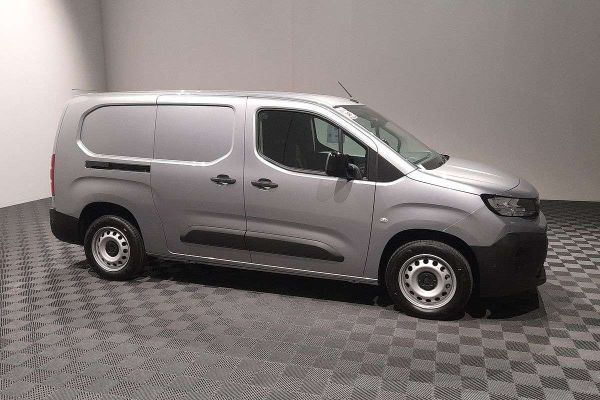 2025 Peugeot Partner Pro K9 LWB Low Roof image