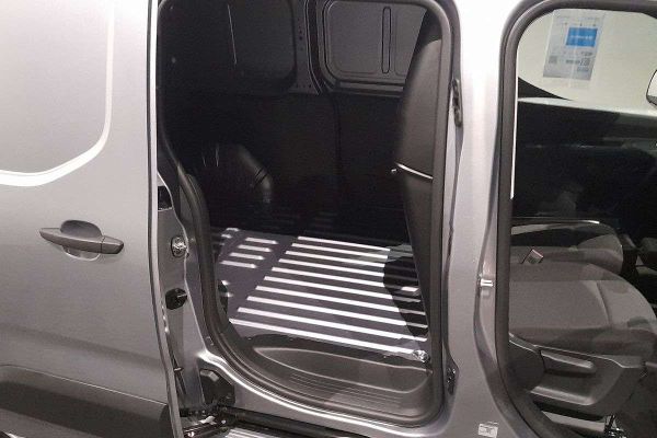2025 Peugeot Partner Pro K9 LWB Low Roof image