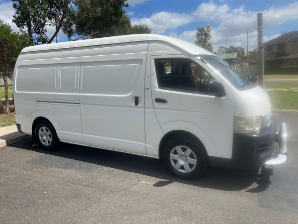 2006 Toyota HIACE COMMUTER CAMPER Van image