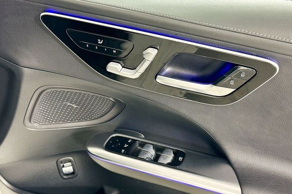 2022 Mercedes-Benz C-Class W206 C200 image
