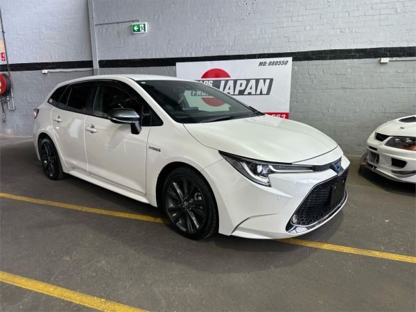 2020 TOYOTA COROLLA 5D WAGON ZWE211 TOURING WXB (HYBRID) image
