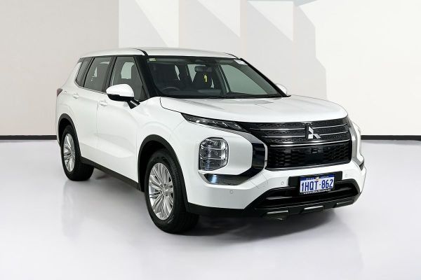 2022 Mitsubishi OUTLANDER ES 7 SEAT (2WD) ZM MY22.5 image