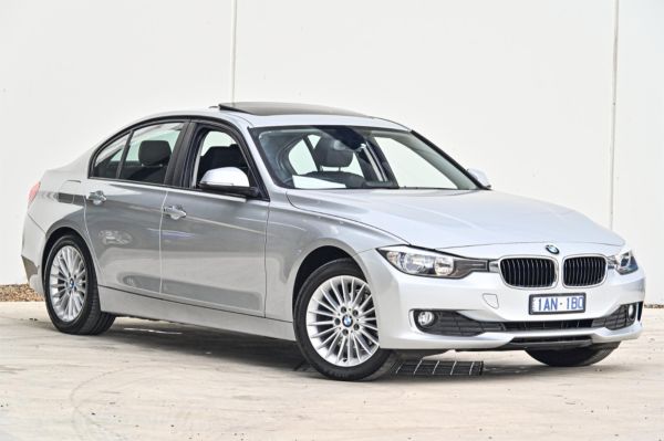 2013 BMW 3 Series Sedan F30 MY0813 316i image