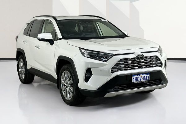 2020 Toyota RAV4 CRUISER (2WD) MXAA52R image