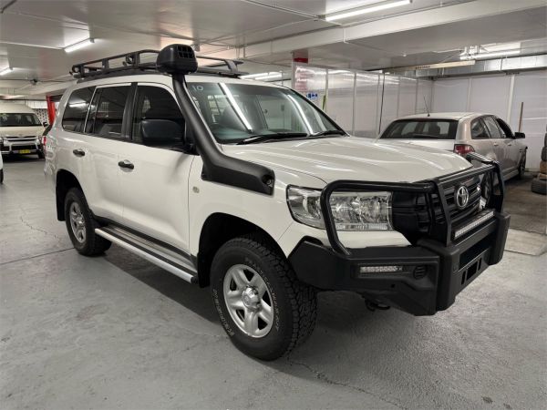2019 TOYOTA LANDCRUISER 4D WAGON VDJ200R LC200 GX (4x4) image