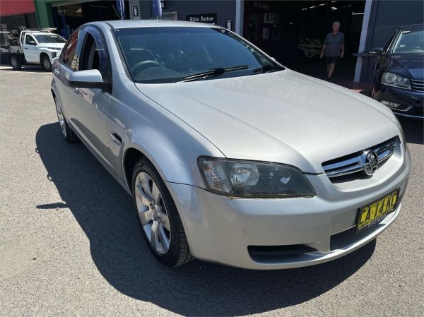 2007 HOLDEN COMMODORE 4D SEDAN VE OMEGA V image