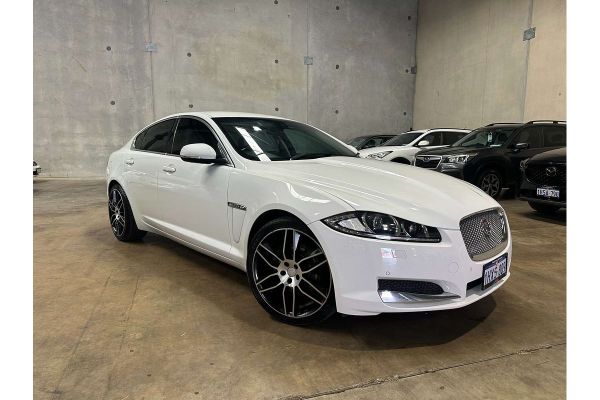 2014 Jaguar XF Luxury X250 image