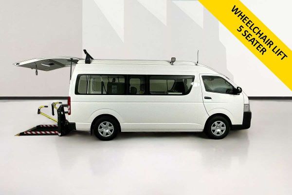 2017 Toyota HIACE COMMUTER (12 SEATS) KDH223R MY16 ELWB High Roof image